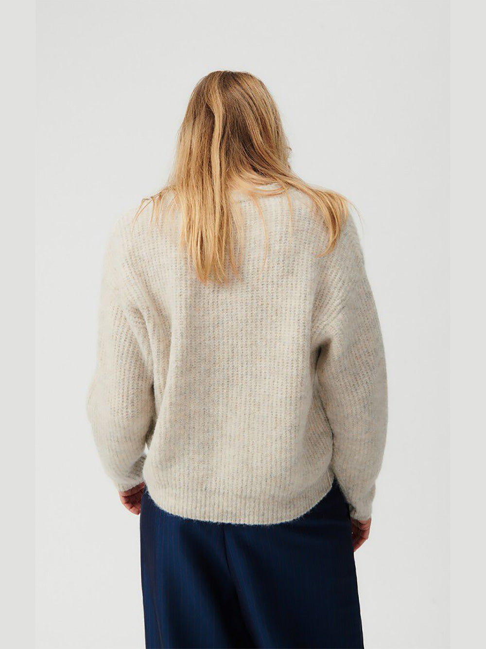 East Round Neck Pullover - POWDER SNOW MELANGE