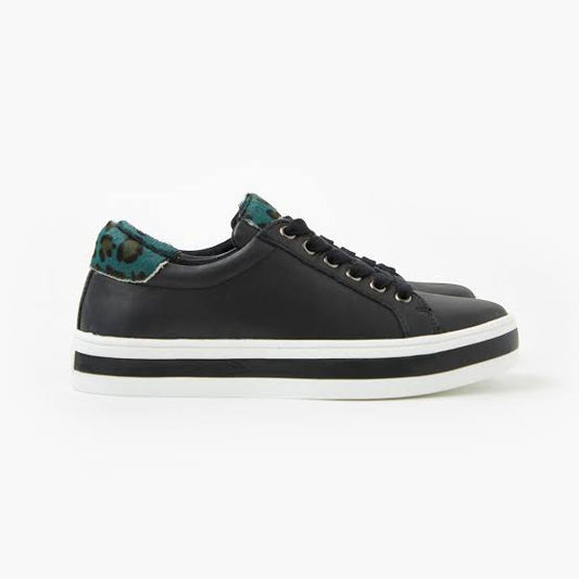 Stella Leather Sneaker - BLACK