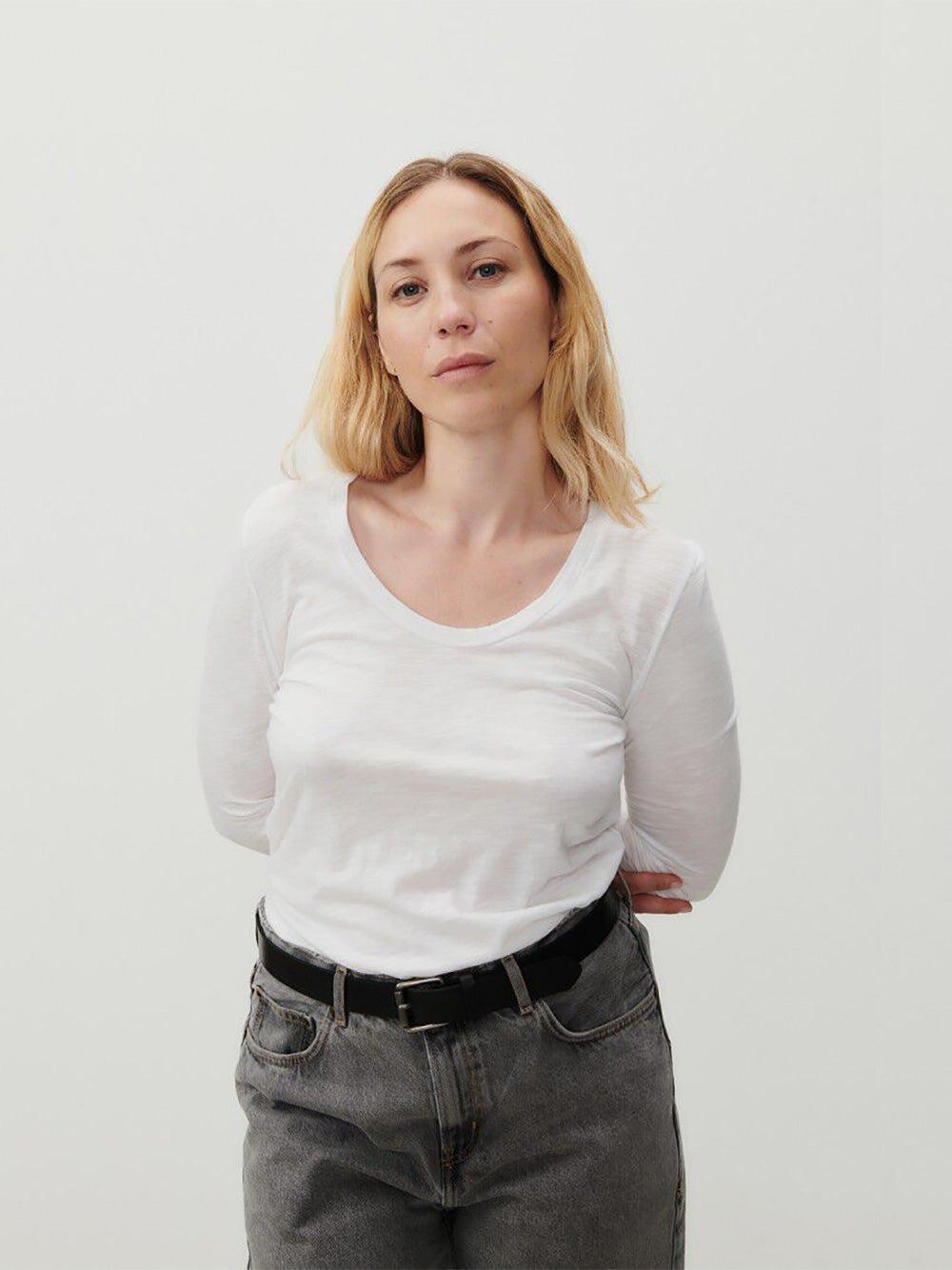 Jacksonville L/S Scoop Neck Top - WHITE