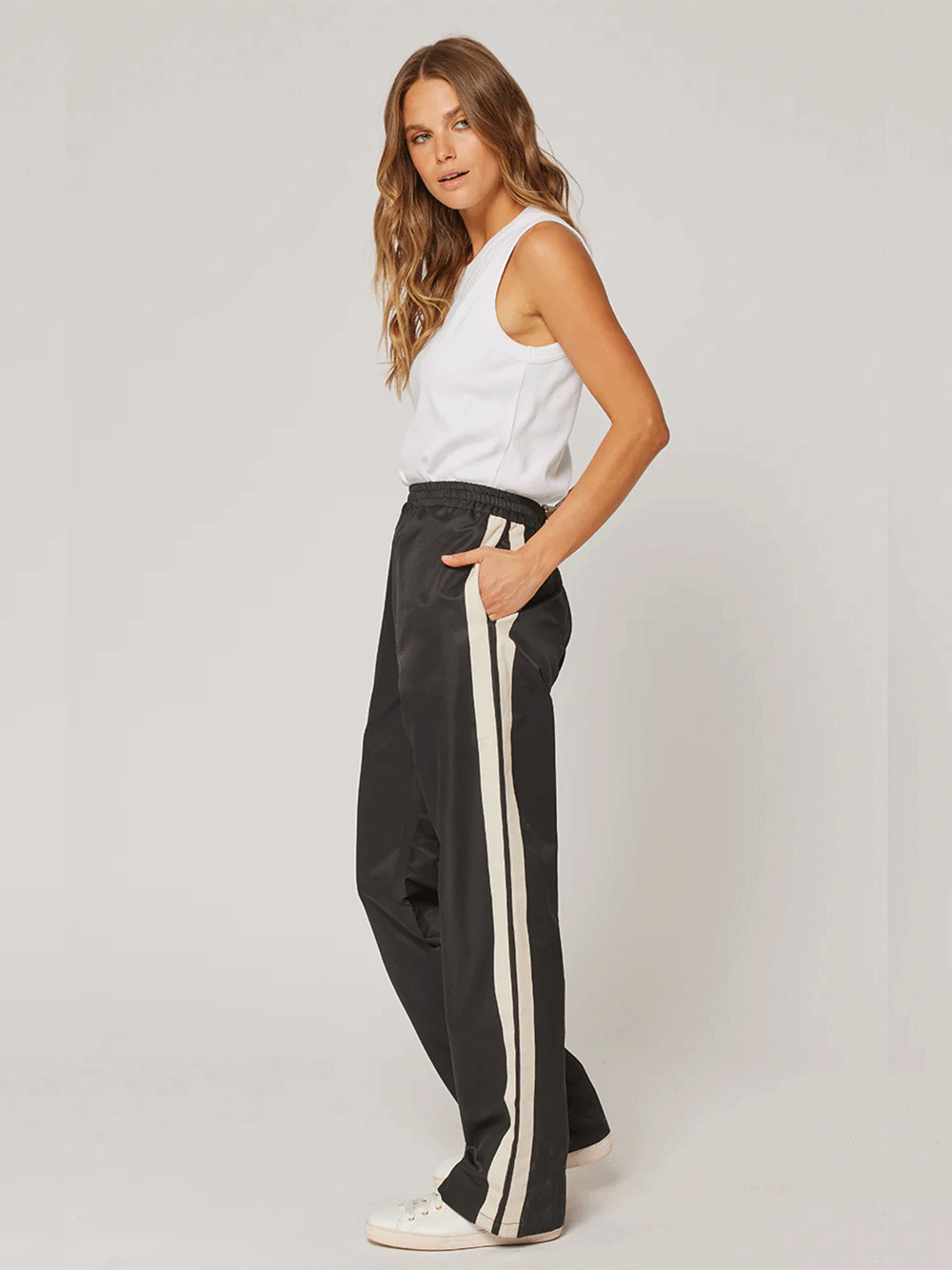 Mila Side Stripe Pant