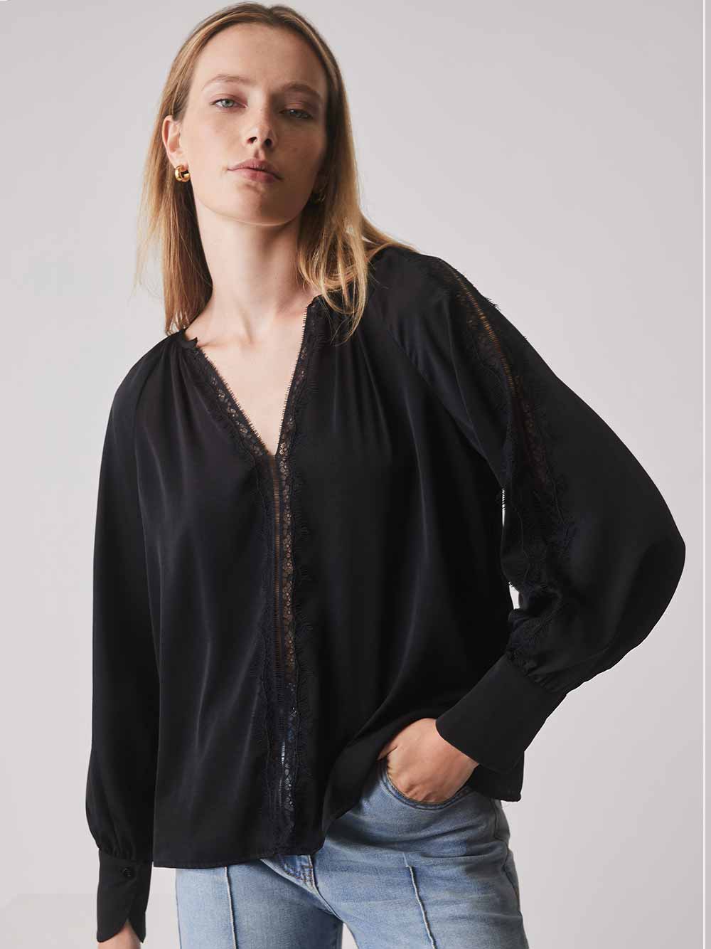 Night Rhythm Blouse