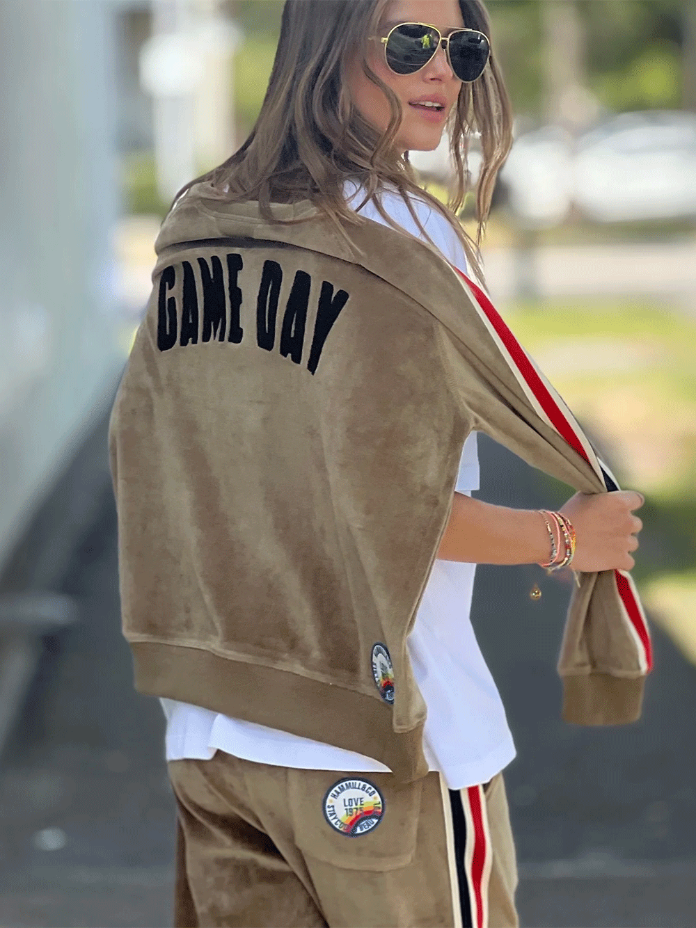 Sporty Velour Sweat - KHAKI