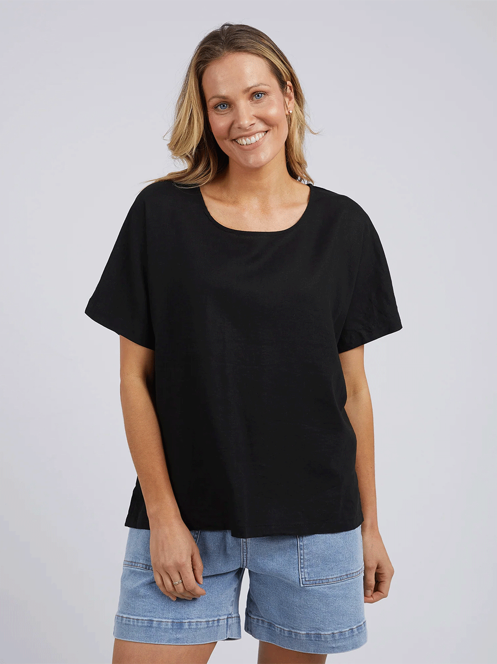 Curtis Woven Short Sleeve Tee - BLACK