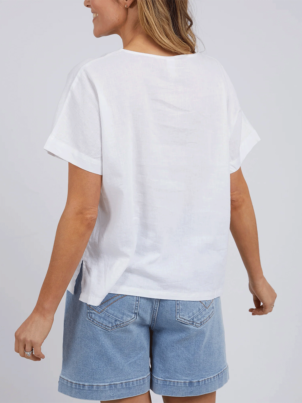 Curtis Woven Short Sleeve Tee - WHITE