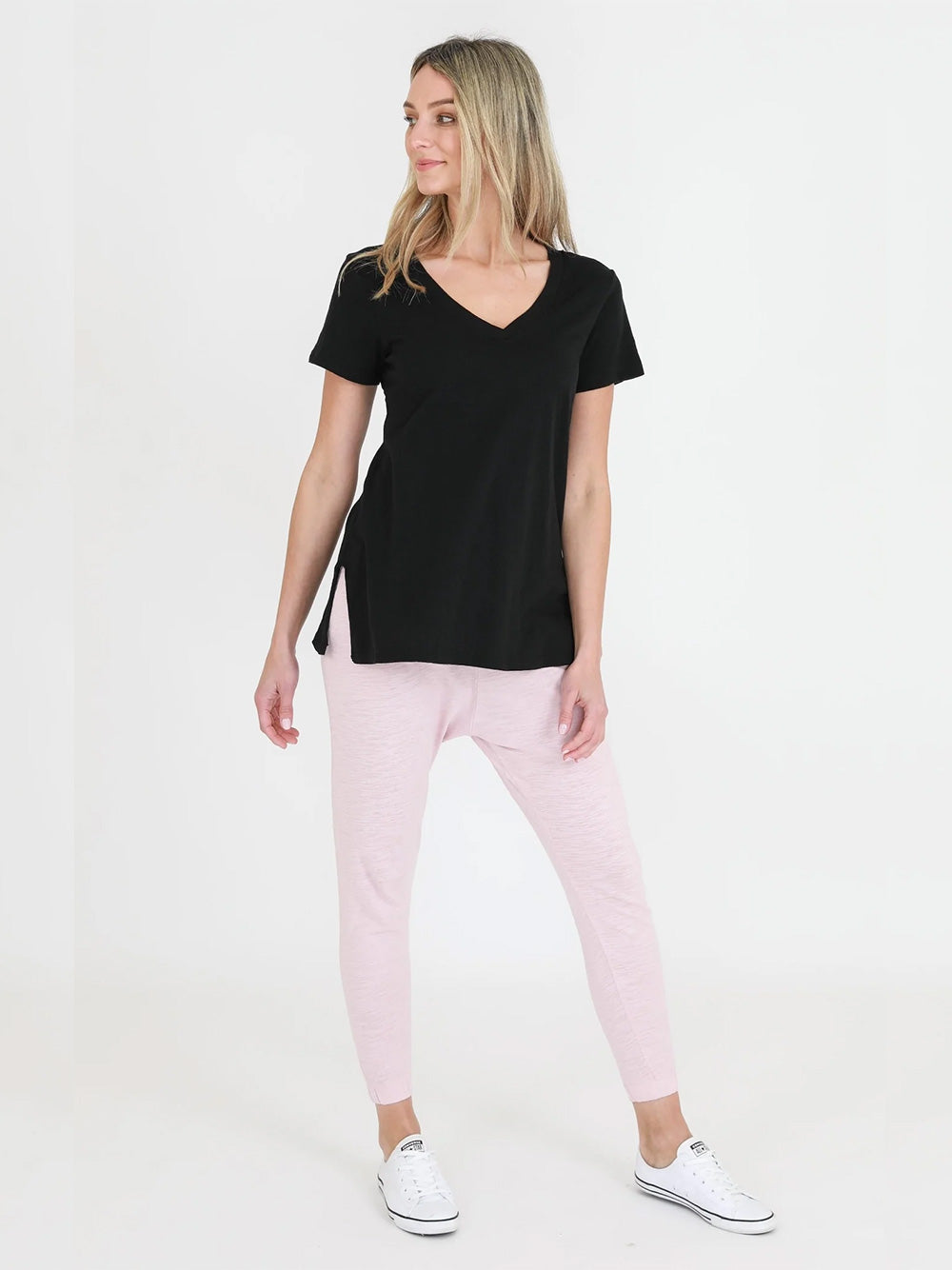 Frankie V-Neck Tee - BLACK