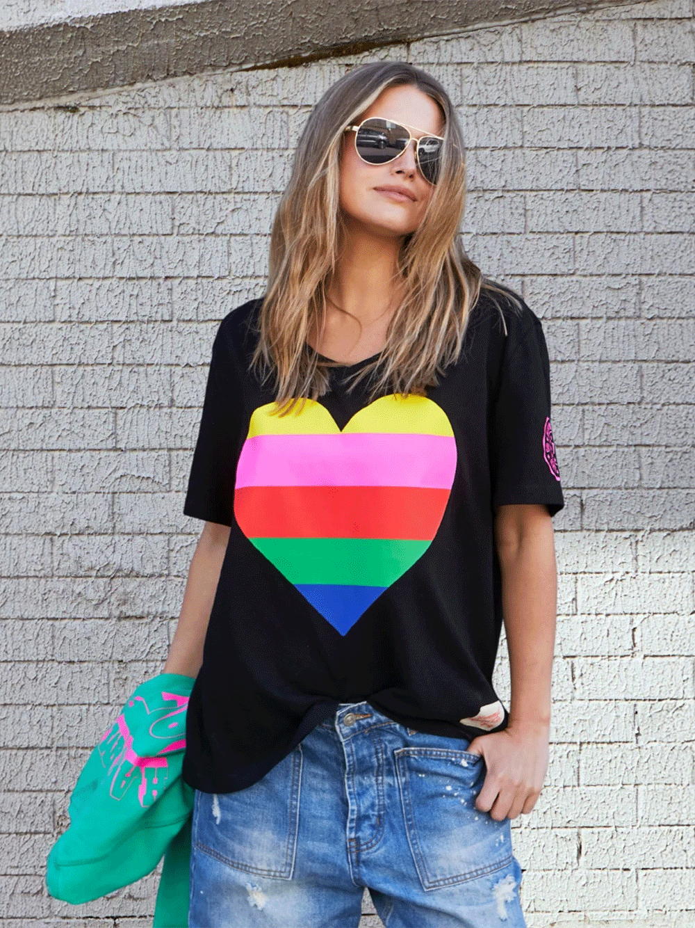 Heart V-Neck Tee - BLACK