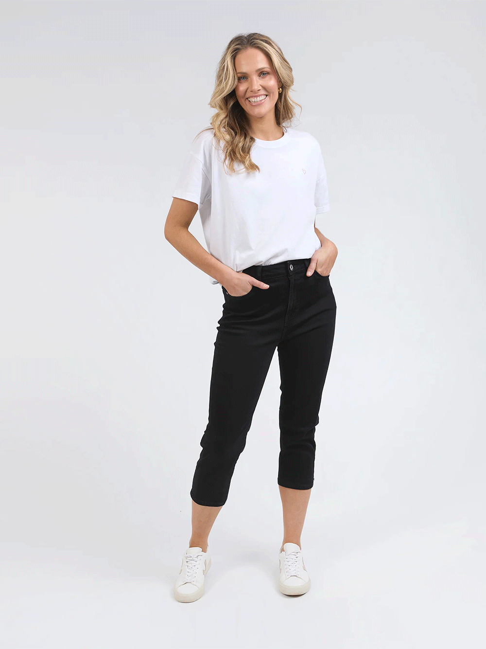Mollie Capri Pant - BLACK