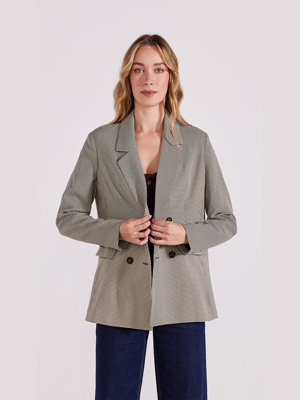 Selena Blazer