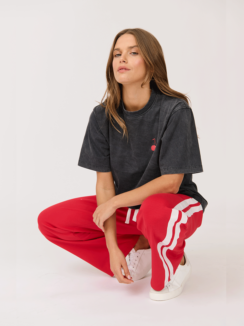 Sophie Tee - WASHED BLACK/CHERRY