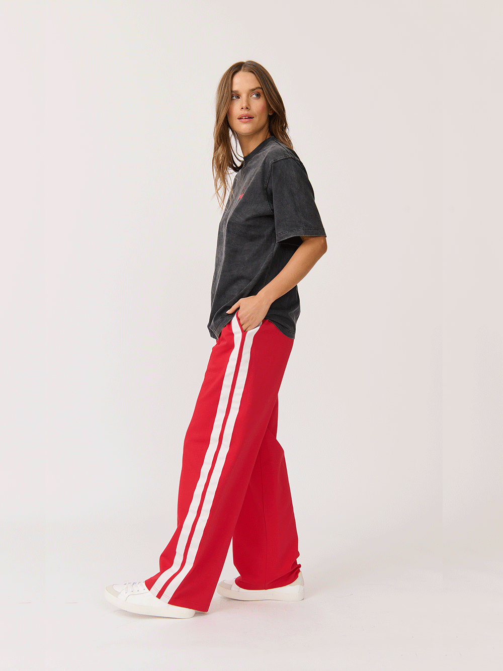 Sophie Tee - WASHED BLACK/CHERRY