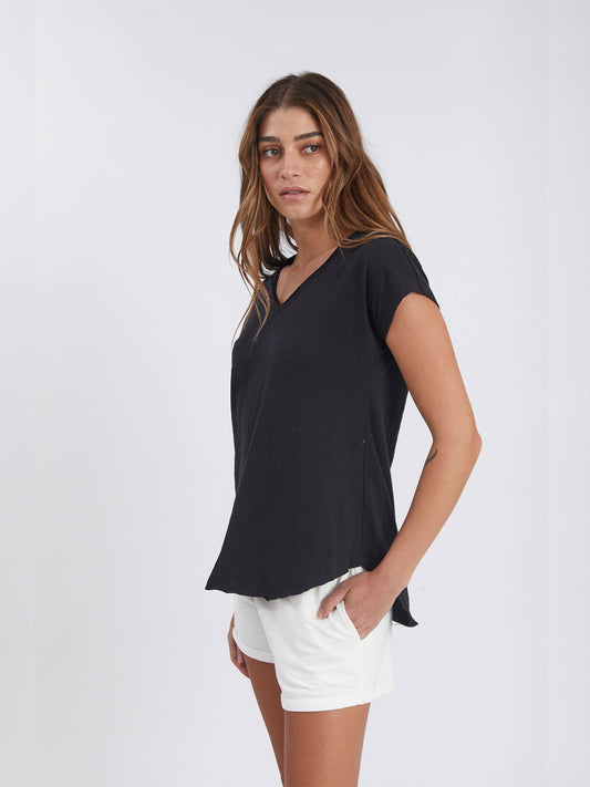Cali Tee - BLACK