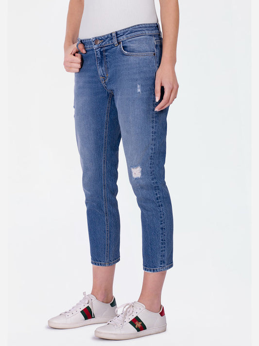 Eliana Designate Slim Boyfriend