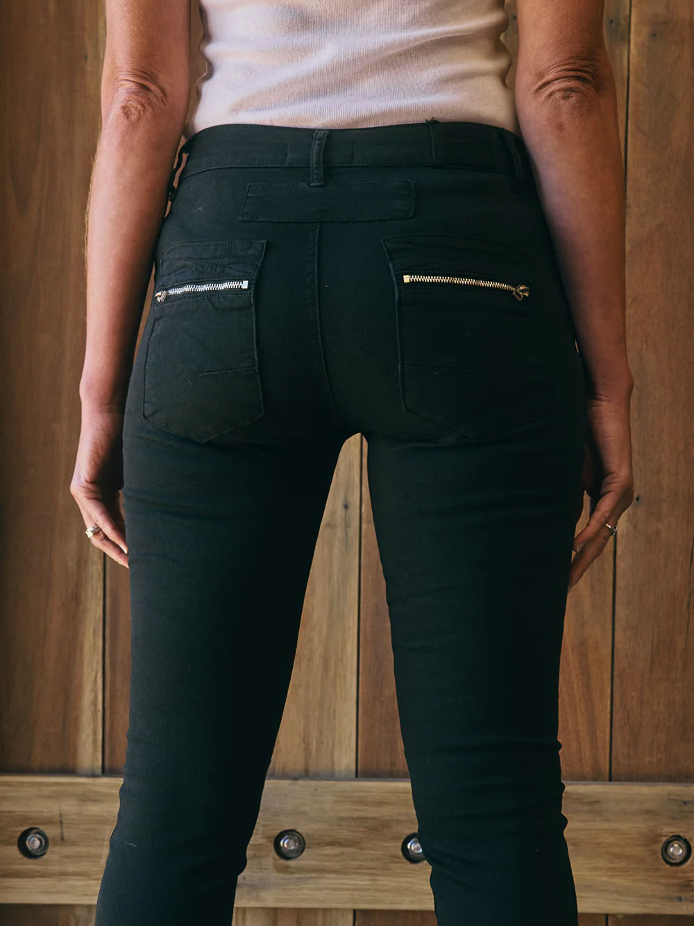 Zip/Button Jeans - BLACK