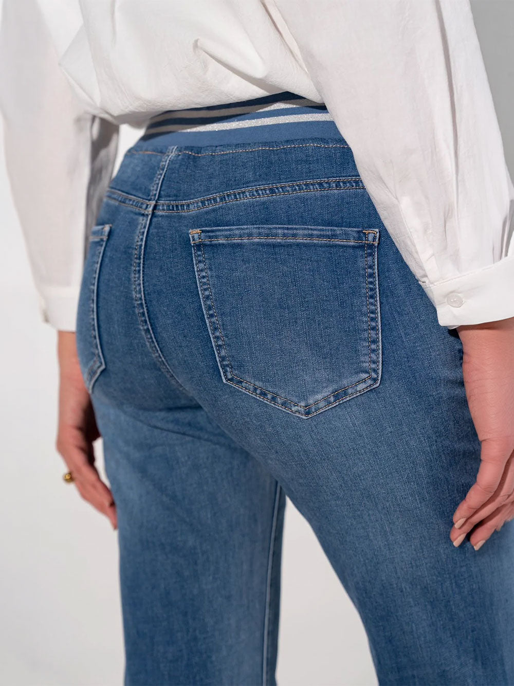 Celeste Jogger - LIGHT DENIM BLUE