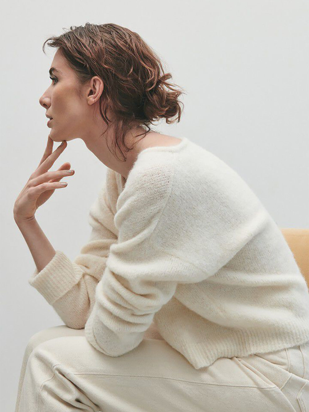East V-Neck Pullover - MOTHER OF PEARL