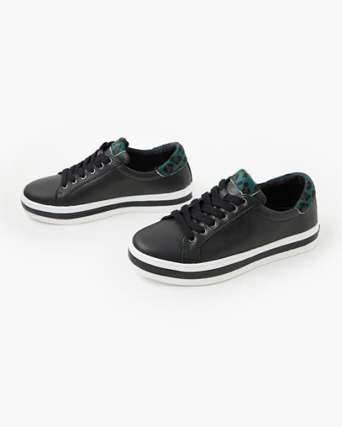 Stella Leather Sneaker - BLACK