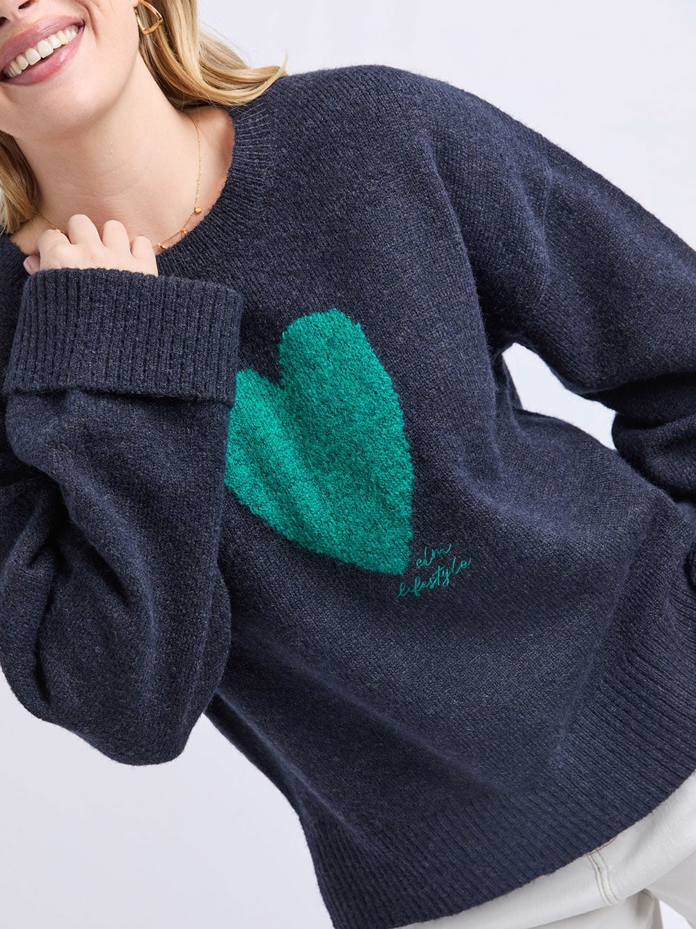 Intersia Heart Knit - NAVY