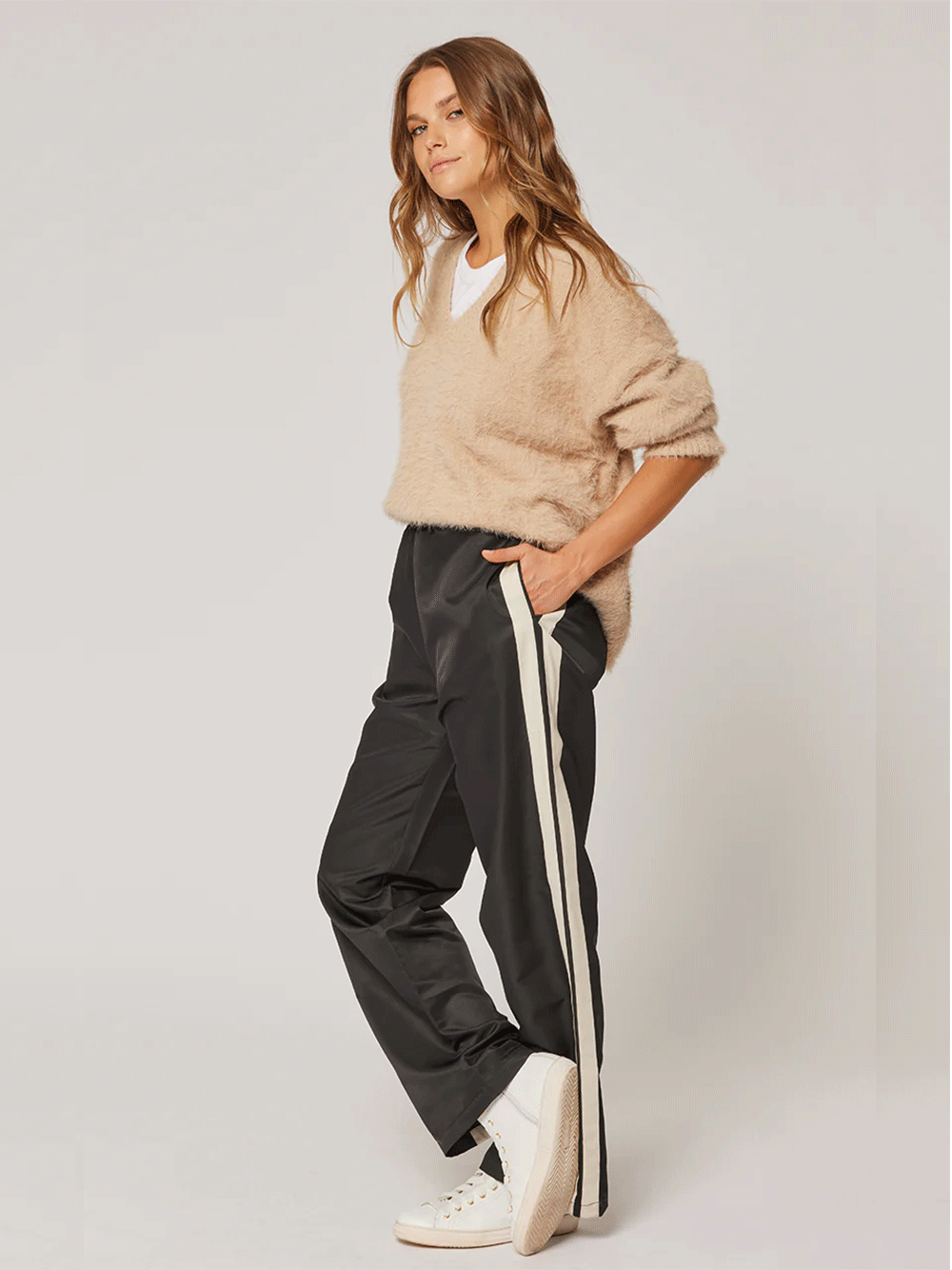 Mila Side Stripe Pant