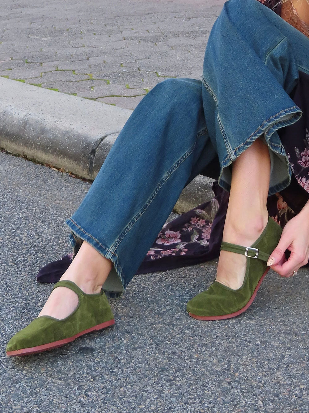 Velvet Shoe - OLIVE