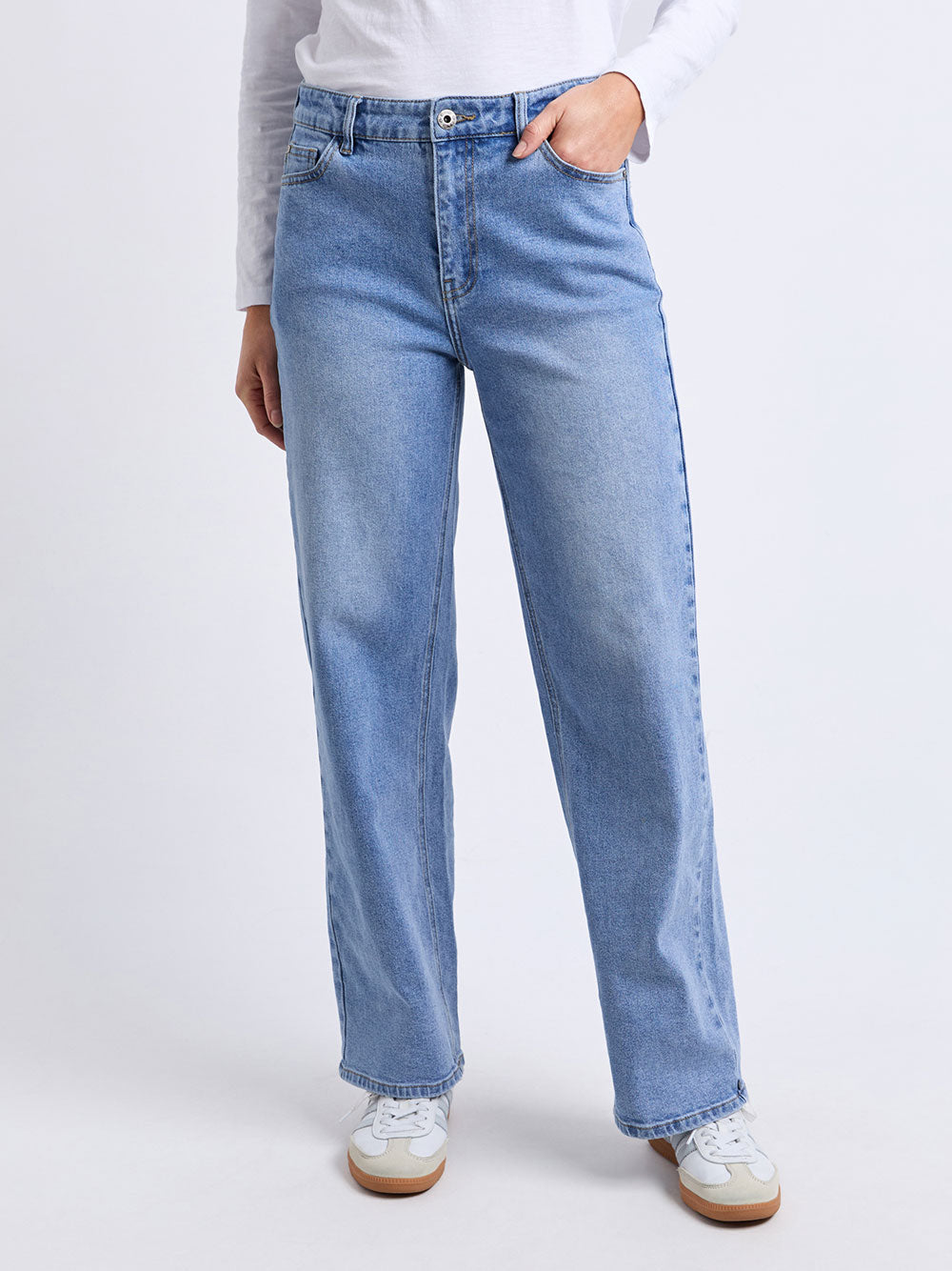 Evie Straight Leg Jean