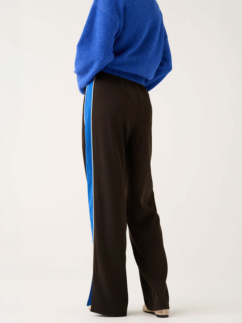 Freya Pant