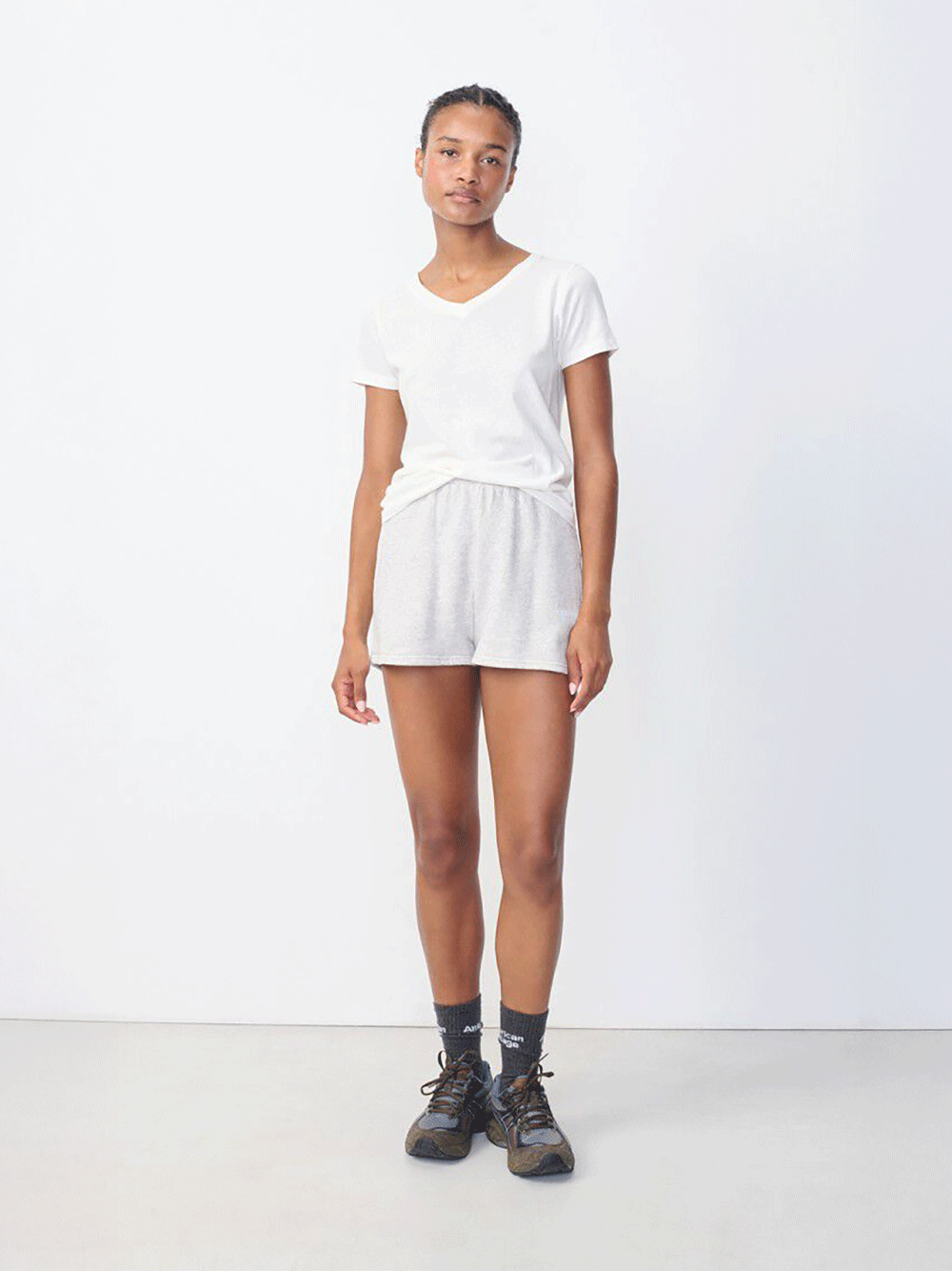Gamipy V-Neck T-Shirt - WHITE