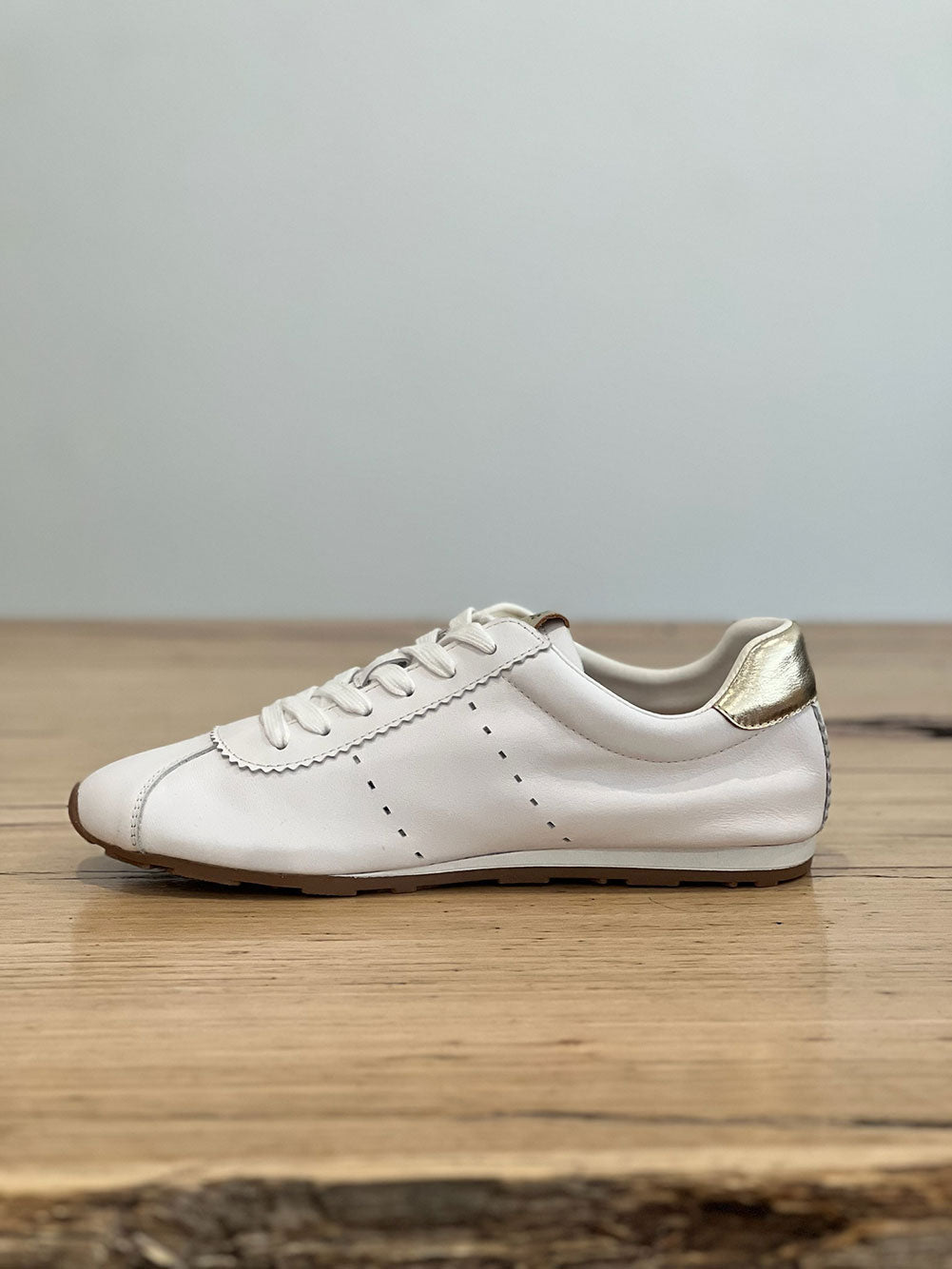 Guppy Sneaker - WHITE