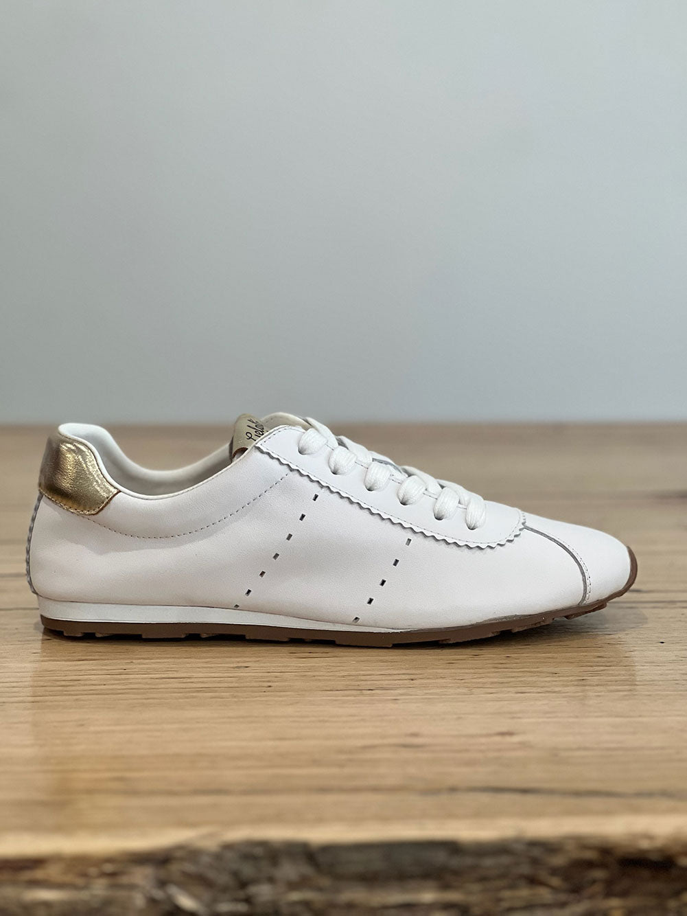 Guppy Sneaker - WHITE