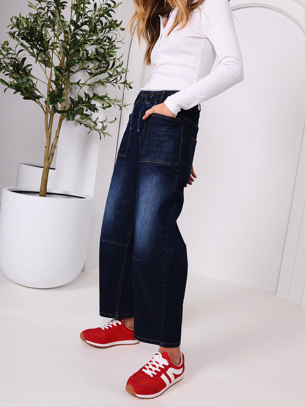 Leo Barrel Leg Jeans - INK DENIM