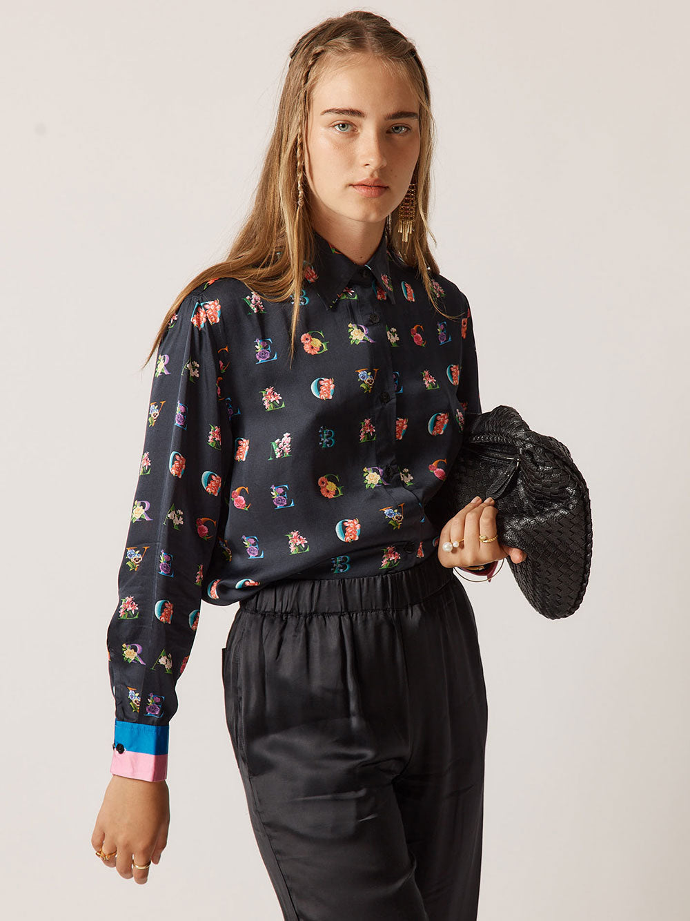 Love Bloom Shirt - BLACK
