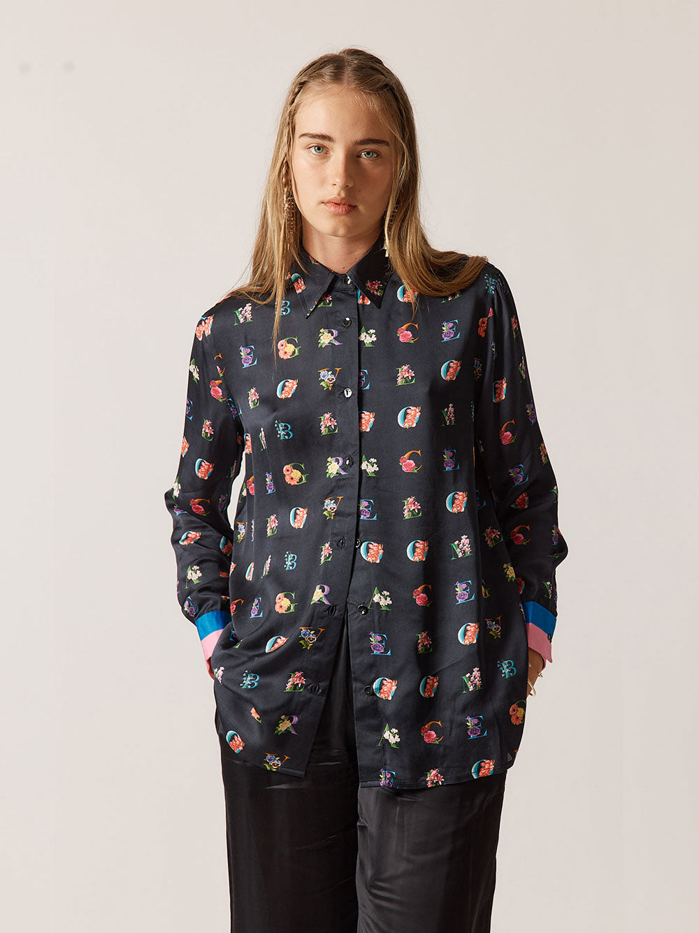 Love Bloom Shirt - BLACK