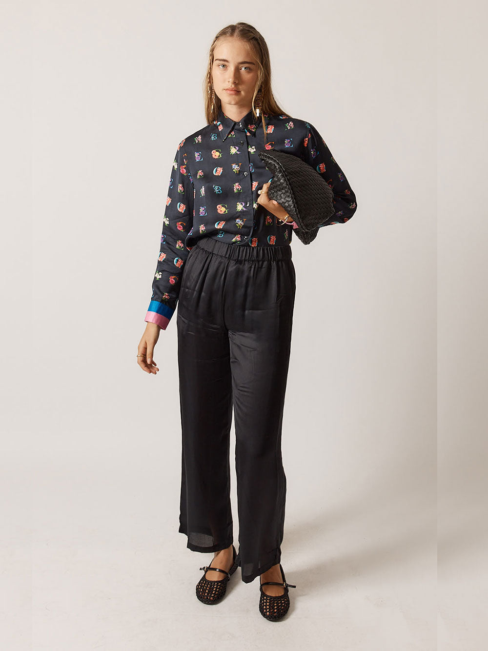 Love Bloom Shirt - BLACK