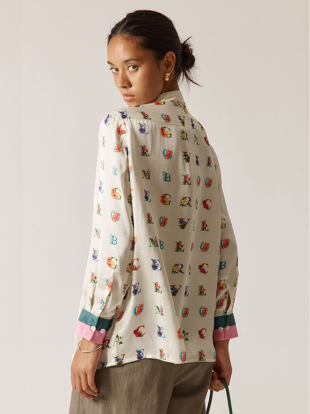 Love Bloom Shirt - CREAM