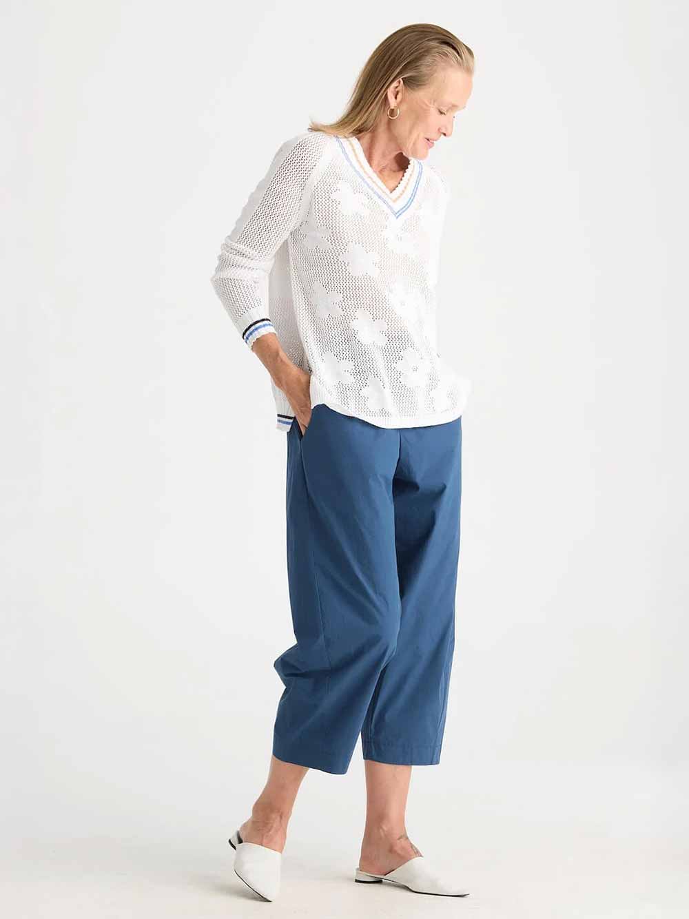 Floral Pointelle Vee Sweater - WHITE