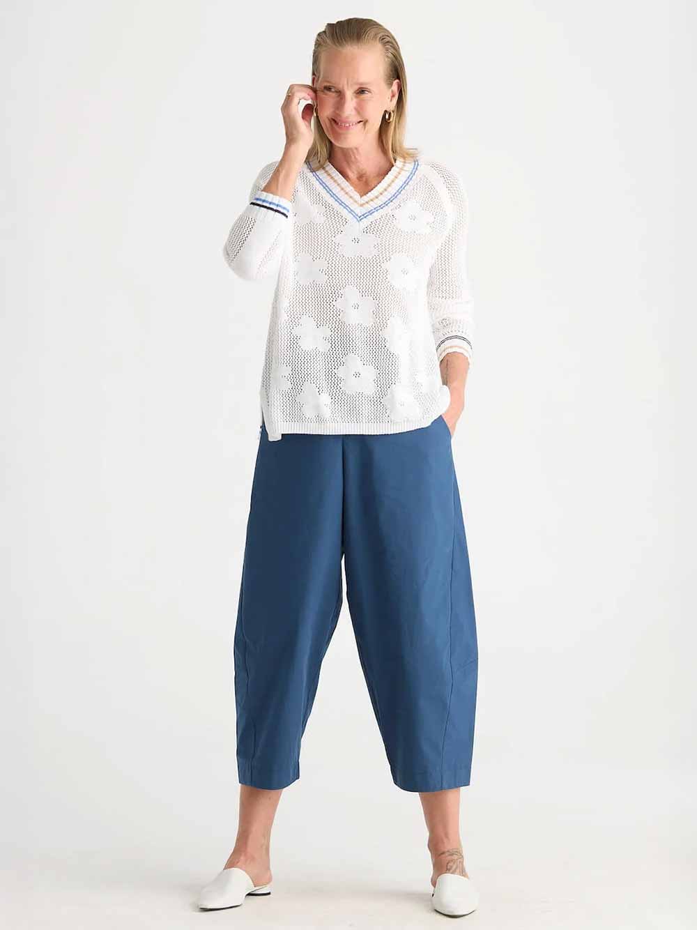 Floral Pointelle Vee Sweater - WHITE