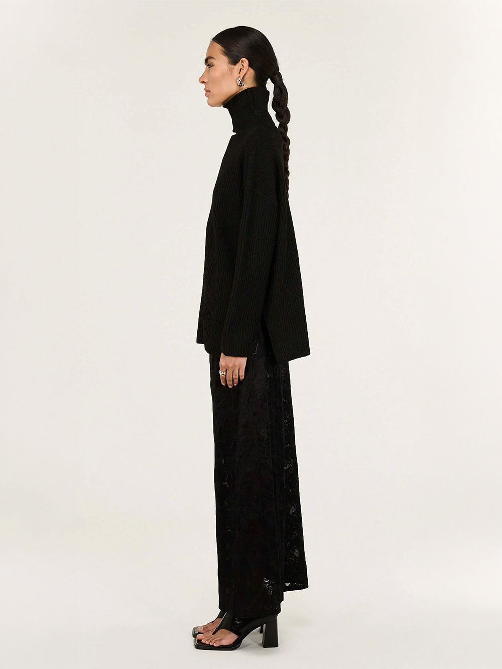 Sabine Roll Neck - BLACK