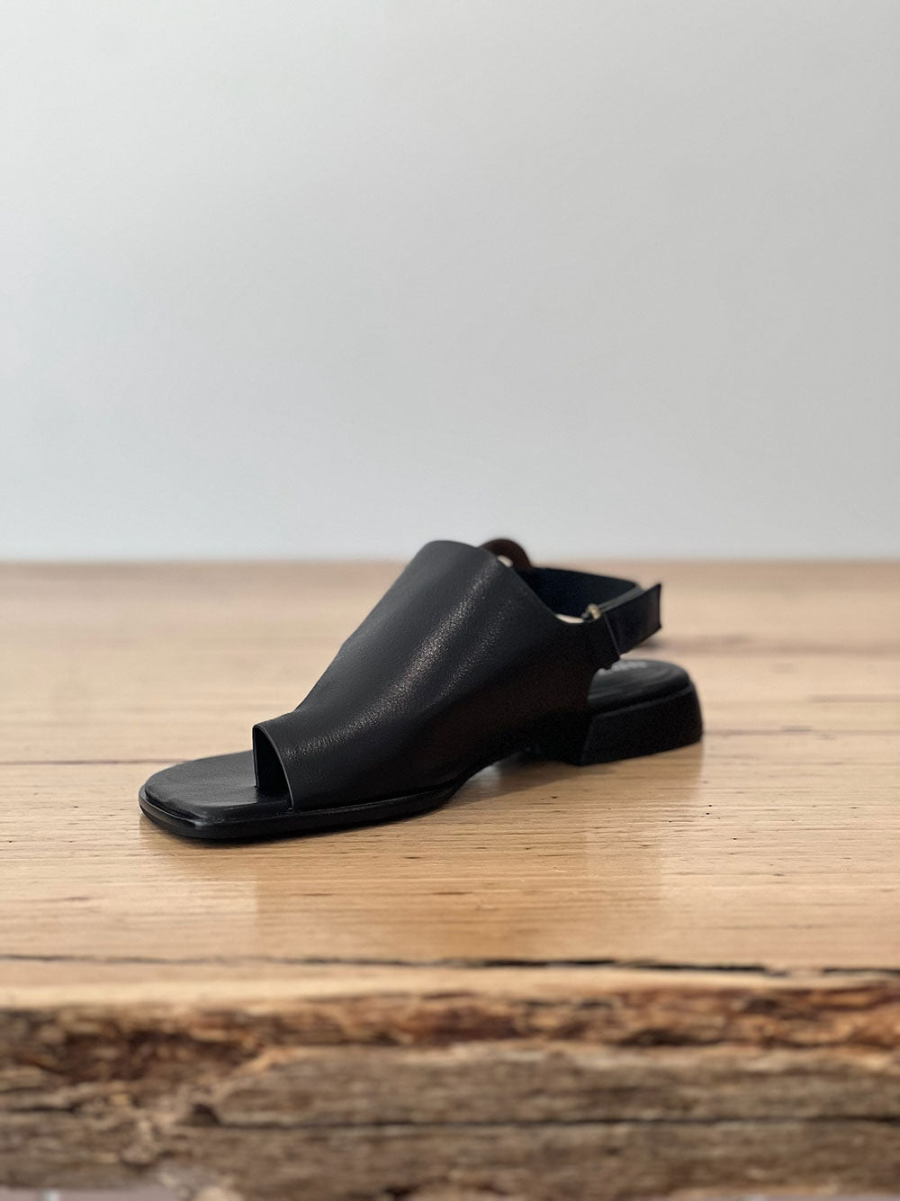 Sante Sandal - BLACK