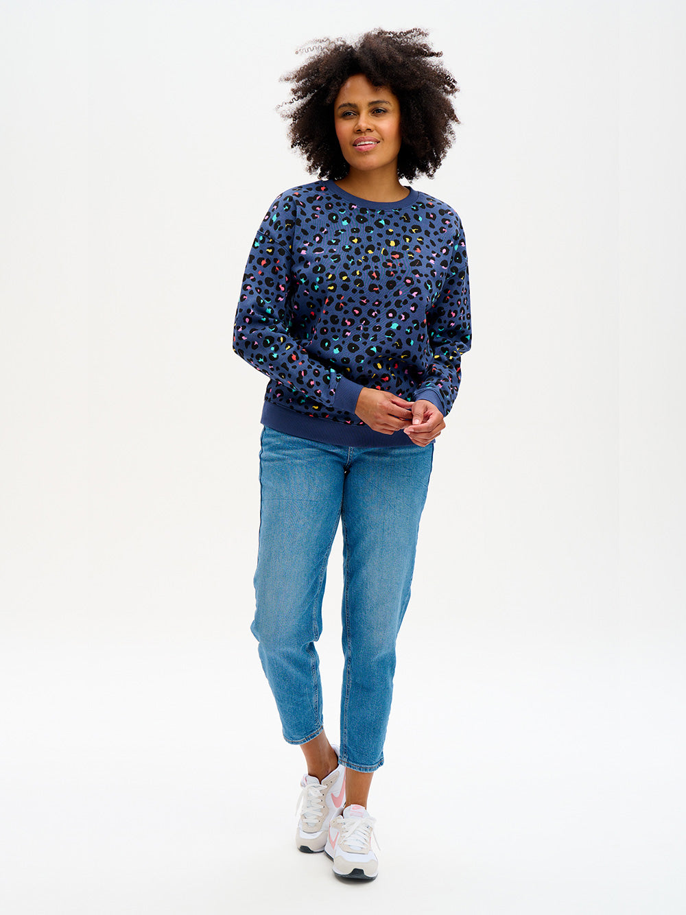 Noah Sweatshirt - NAVY RAINBOW LEOPARD