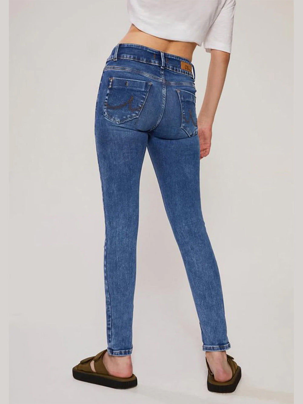Molly M Tiria Wash Jeans