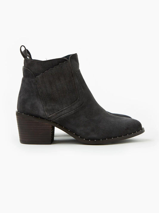 Willoh Suede Boots